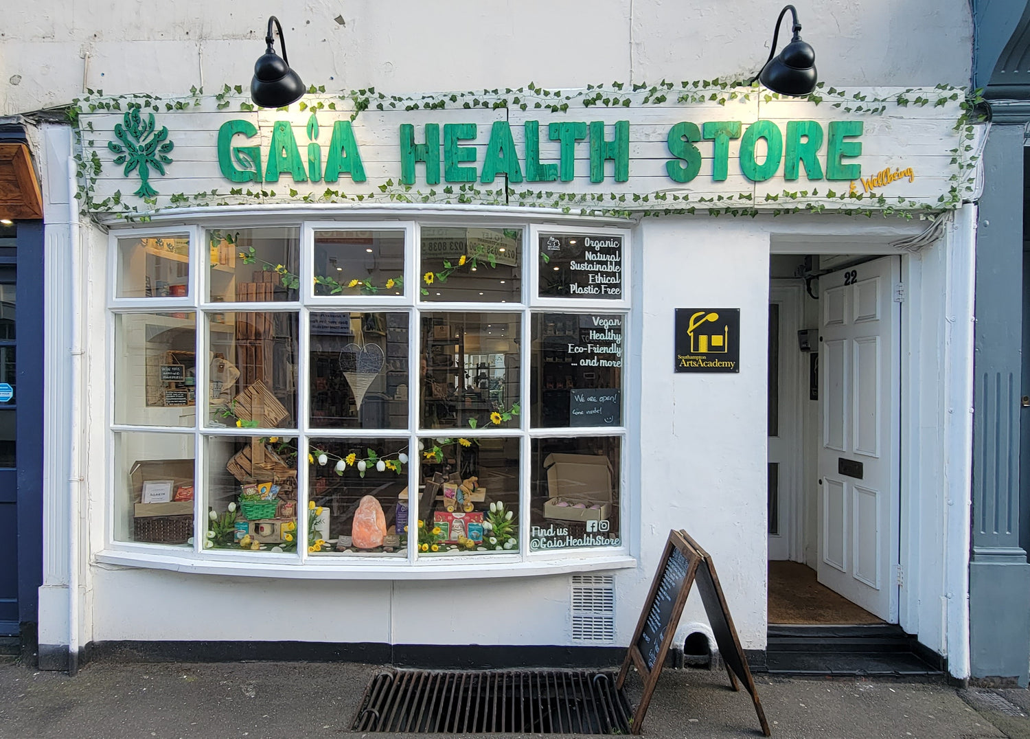 Health Store Southampton, Gaia Health Store, Health and Wellbeing Store, Organic, Gluten Free, Vegan, Natural Health, Free From, Refill Store, Plastic Free, Home Compostable Packaging, Health Store Near Me, Health Store Southampton